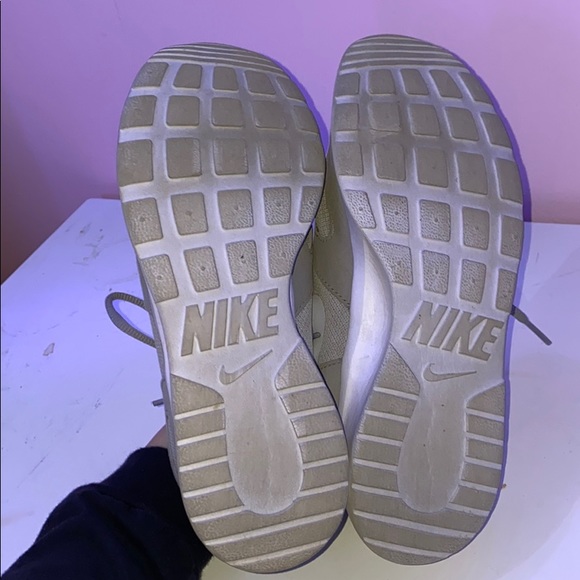 Nike sneakers - Picture 4 of 5